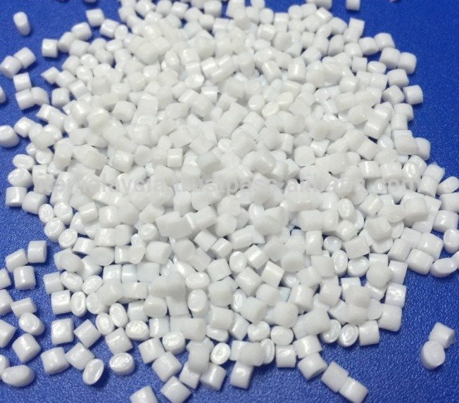 Polyester cipsi